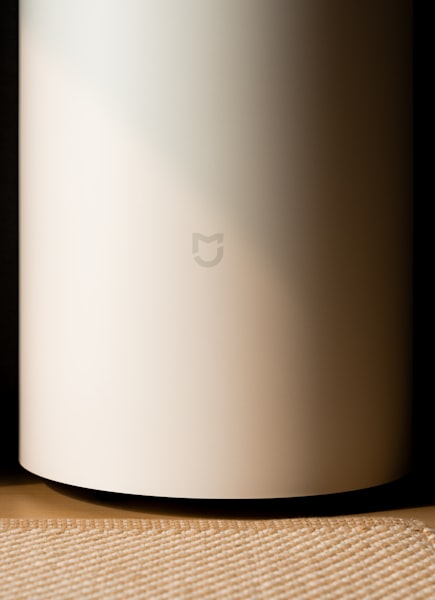 Home Assistant dashboard displaying solar energy monitoring and automation controls